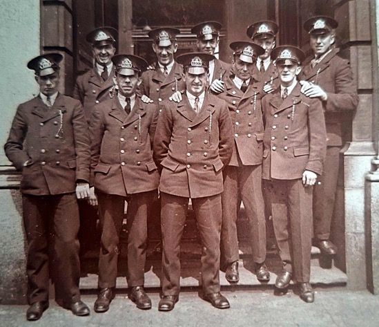 Glasgow Corporation Tramways motormen and conductors