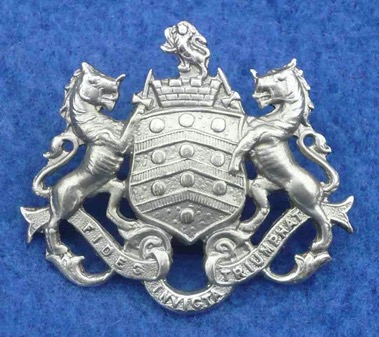 Gloucester Corporation Tramways cap badge