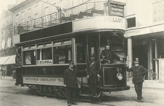 Nottingham Corporation Tramways Tram 31 and crew 1901