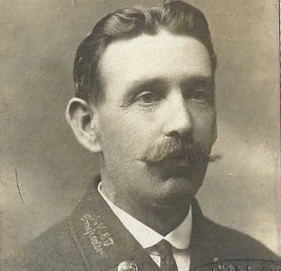 South Metropolitan Electric Tramways inspector Florence Fitzpatrick, 1926