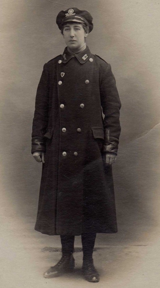 Southampton Corporation Tramways motorwoan / tram driver Great War