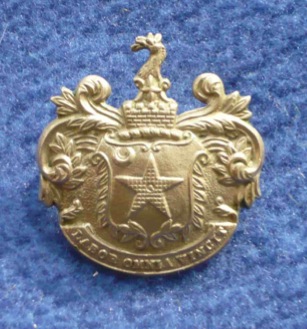 Ashton under Lyne Corporation Tramways cap badge