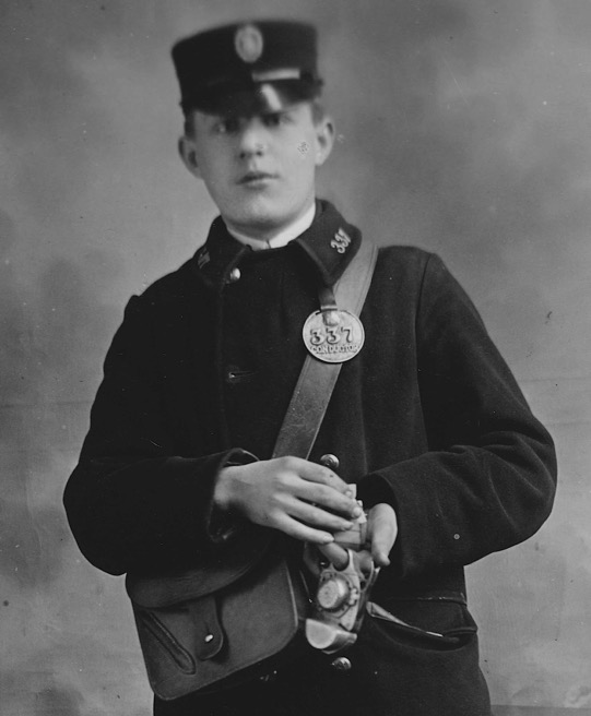 Birmingham and Midlands Tramway tramway  conductor No 337