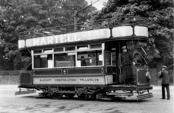 Barrow Corporations Tramways No 5 with crew 1929