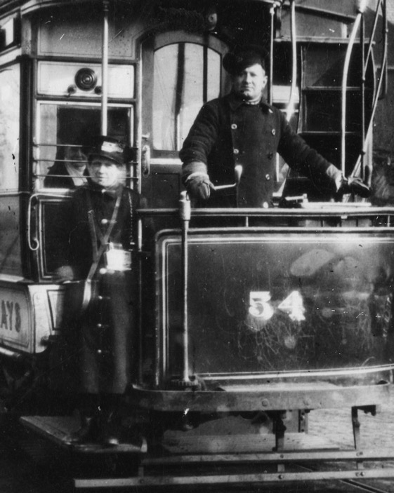 Hull Corporation Tramways Tram No 54 conductress and driver 1915
