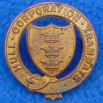 Hull Corporation Tramways cap badge