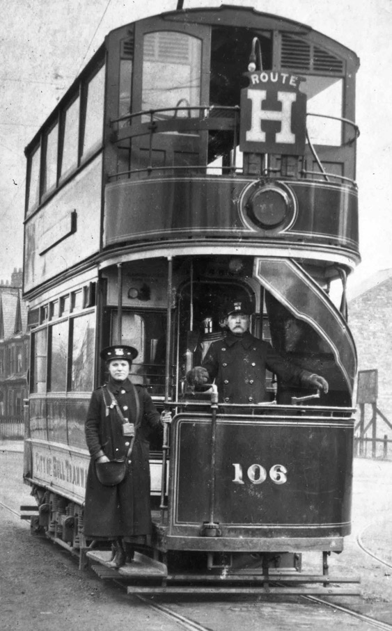 Hull Corporation Tramways Tramcar No 106, motorman J H Dawson and conductress Edith Davidson, Great War