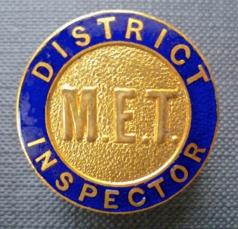 Metrpolitan Electric Tramways District Inspector cap badge