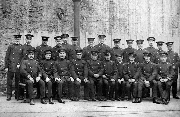 Leith Corporation Tramways electric tram staff 1909