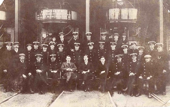Luton Corporation Tramways depot staff photo c1920