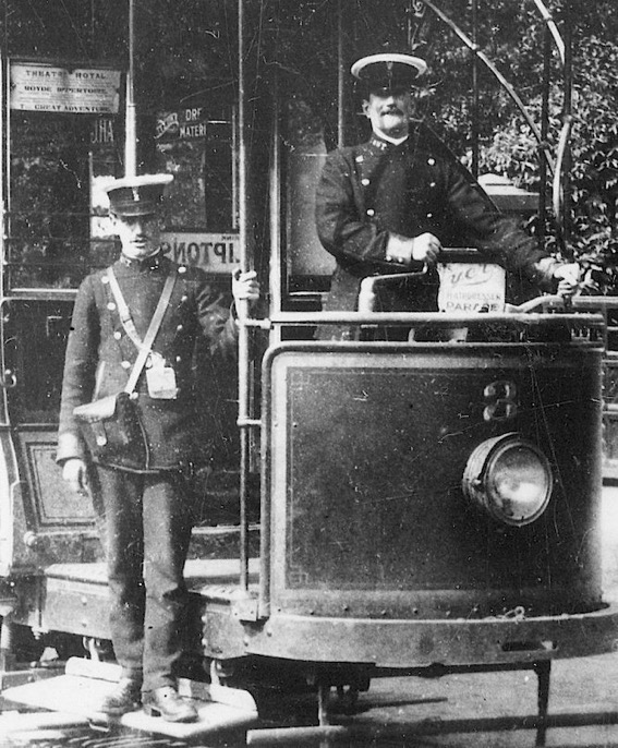 Leamington and Wariwck Tramways crew